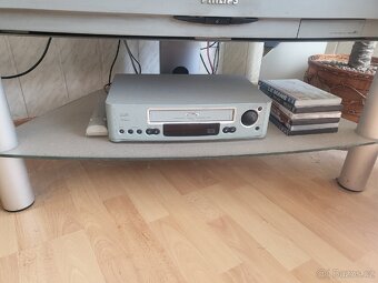 Televize Philips s videem - 3