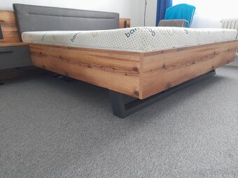 Postel 140x200 s rošty a matrací - 3
