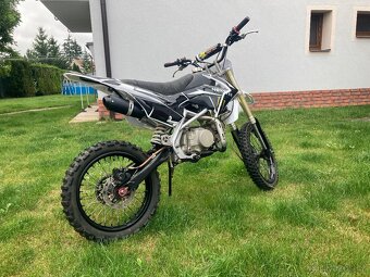 Pitbike YX140 - 3