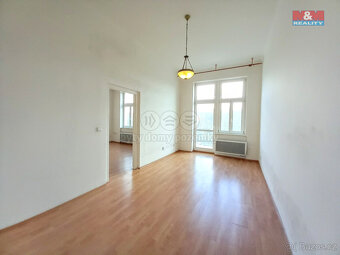 Prodej bytu 2+1, 55 m², Karlovy Vary, ul. Varšavská - 3