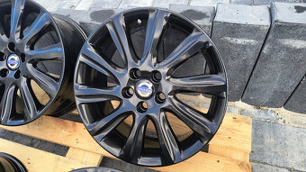 17 originál 5x108 VOLVO V40 V60 V70 C30 S40 S60 7Jx17 ET50 - 3