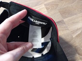 Nová kšiltovka Karl Lagerfeld - 3