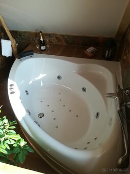 Pronájem luxusní Apartmán se saunou a vířivkou - 3
