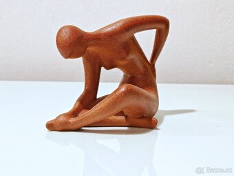 Soška akt Brusel - 3