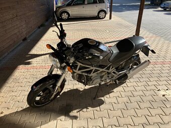 Ducati Monster 800ie - 3