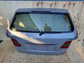 Prodám levé zadní dveře Mercedes B 245, víko kufru - 3
