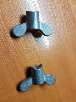 Škoda těžítko, klíče,víčka odlitky. - 3