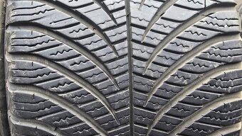 Celoroční pneu 225/45/17 Good Year - 3