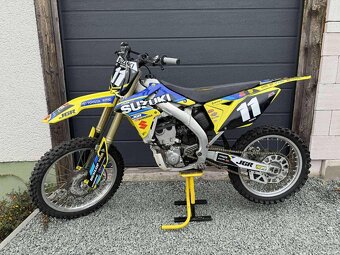 Suzuki RMZ 250 - 3