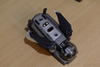 DJI Mavic 2 Zoom s příslušenstvím - 3