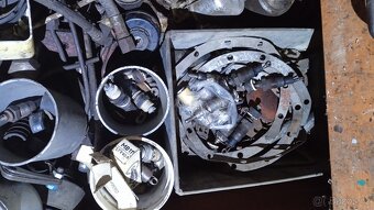 Náhradní díly na RS 09 - 3