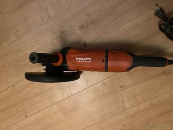 Úhlová bruska - flexa Hilti AG 230-27DB. - 3