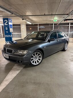 BMW 750Li - E65 V8 - 3