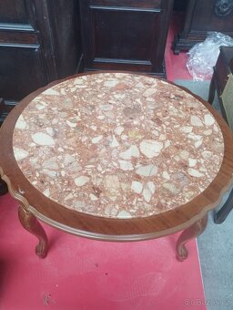 Stůl s mramorem - 3