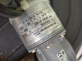 Elektromotor s prevodovkou - 3