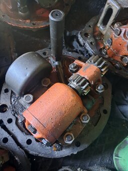 Zetor uřI čerpadlo hydrauliky - 3
