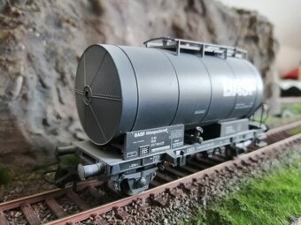 Roco cisterny Basf - 3