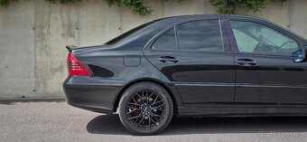 Mercedes C220 CDI 110kW W203 ČR 173T.KM - 3