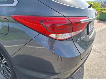hyundai i40 premium lux - 3