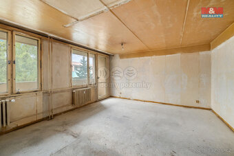 Prodej bytu 1+1, 28 m², Slaný, ul. Všehlušická - 3