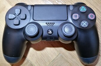 PlayStation 4 Slim 500GB - 3