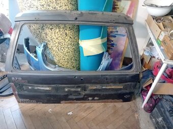 Prodám díly na Nissan terrano 1 - 3