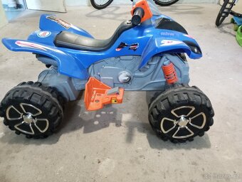 Dětská čtyřkolka na baterii - 3