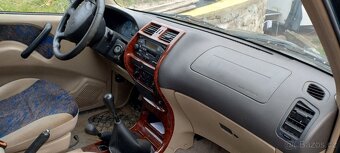 Nissan Terrano - 3