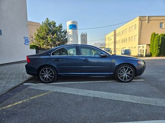 Volvo s80 V8 summum geartroni - 3