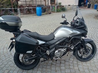Suzuki DL-650A VStrom - 3
