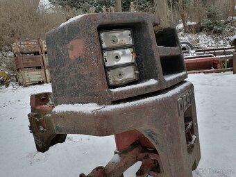 Prodám kompletní zadní závaží na Destu 2522LX, bez poškození - 3