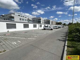 Boskovice, garážové stání, 13 m², parkovací dům, bezpečnostn - 3