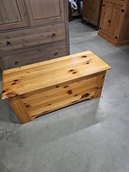 Dřevěná truhla - 3