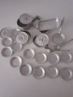 Staré dětské nádobíčko - 3