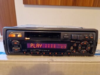 Pioneer CDX-P24S, KEH-P28 - 3