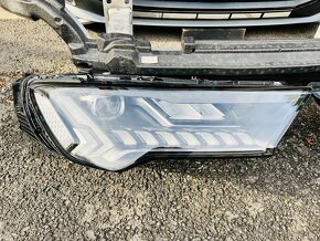 Audi Q7 4M facelift S-line kapota světla blatníky nárazník - 3