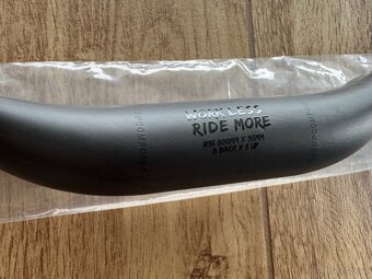 Řídítka OneUp Carbon Handlebar 800mm - 3