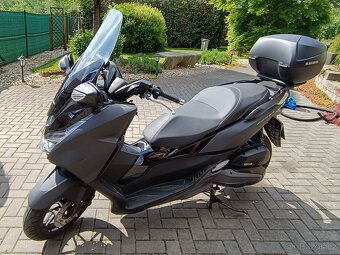Prodám skútr Honda Forza 125 - 3
