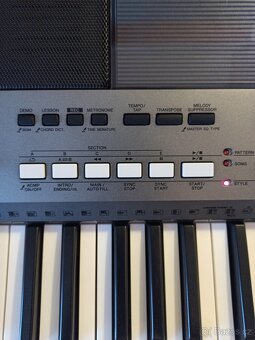 Keyboard Yamaha PSR-E443 - 3