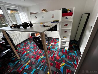 Dětská patrová postel s domečkem - 3