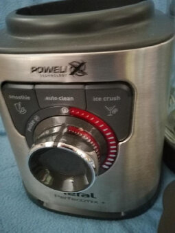 Stolní mixér Tefal - 3