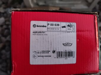 Brzdové kotouče a destičky Mercedes w163 ML - 3