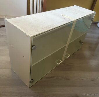 Skříňka se skleněnými dvířky - 100x31x55 (ŠxHxV) - 3