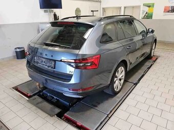 Škoda Superb sportline iV TSI 160kw/tažné/virtual/360°kamery - 3