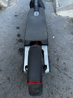 Elektrokoloběžka Xiaomi Electric Scooter 5 Pro - 3