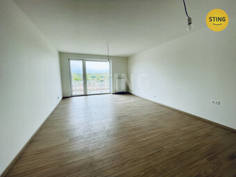 Prodej bytu 2+kk s parkovacím stáním, Praha-Letňany , 133667 - 3