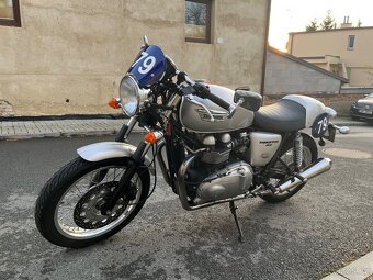Triumph Thruxton 900 - 3