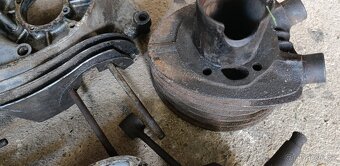 Díly motoru ČZ 150 C - 3