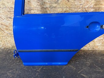 ODSTROJENÉ LEVÉ ZADNÍ DVEŘE VW GOLF 4 KOMBI - 3