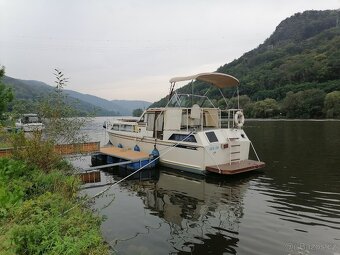 Ocelová kajutová loď 9m - 3